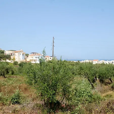 Chill And Relax In A With Pool Near The Holiday home Almyrida (Crete)