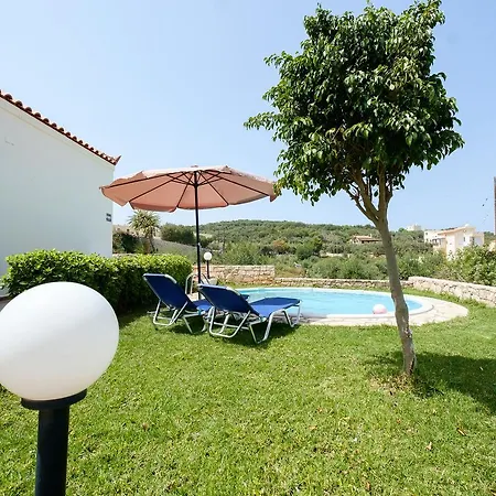 Chill And Relax In A With Pool Near The * Almyrida (Crete)