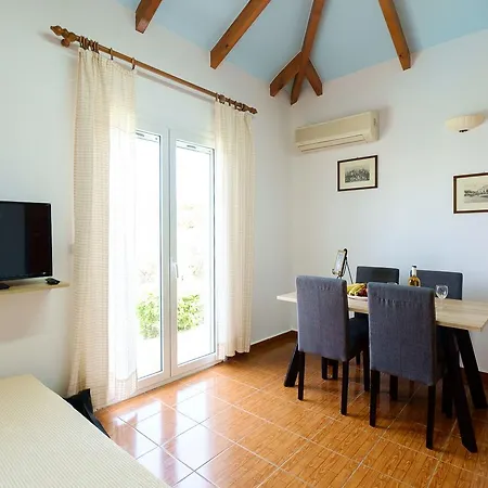 Chill And Relax In A With Pool Near The * Almirida